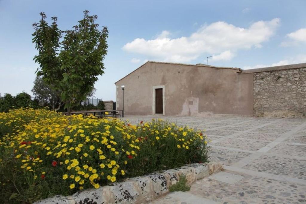 Eremo Madonna Delle Grazie Guest House Avola Exterior photo